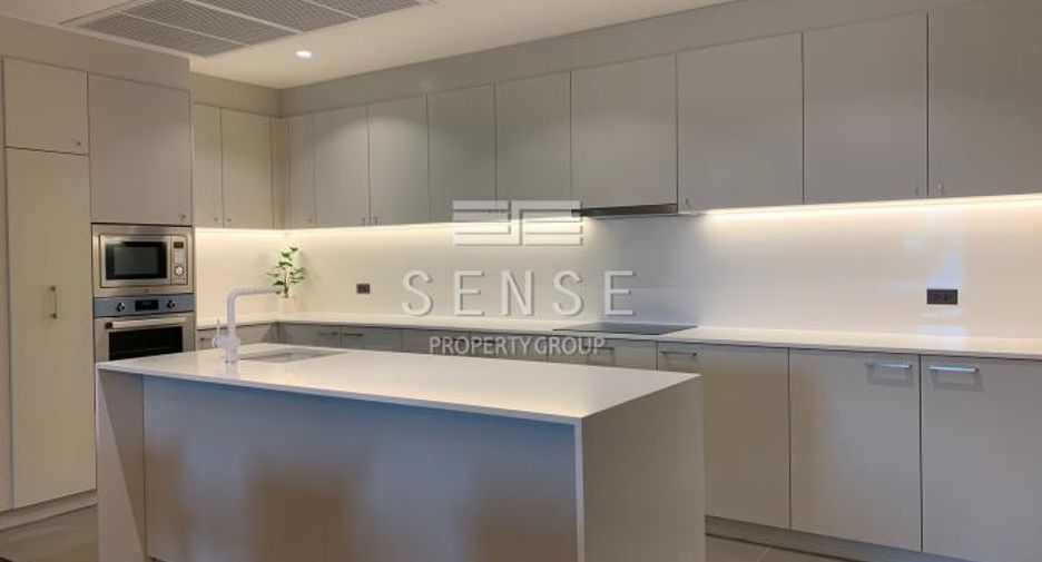For sale 2 bedrooms condo in Watthana, Bangkok