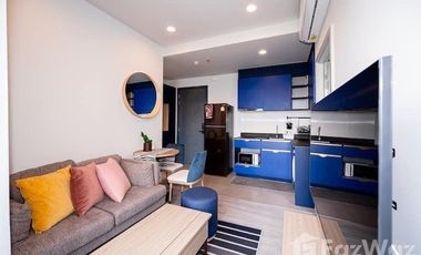 For rent 2 bed condo in Watthana, Bangkok
