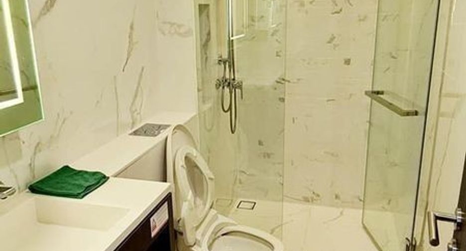 For rent 2 ベッドルーム condo in Khlong Toei, Bangkok