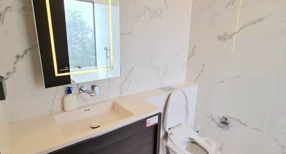 For rent 2 ベッドルーム condo in Khlong Toei, Bangkok