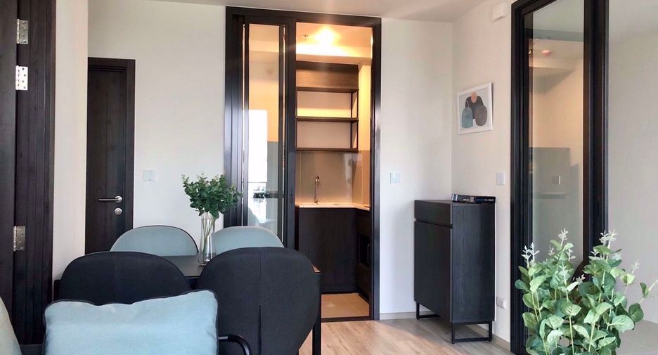For rent and for sale 2 bed condo in Huai Khwang, Bangkok