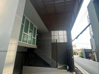 For sale 2 bed office in Bang Na, Bangkok