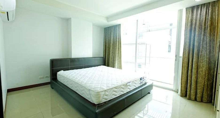 For sale 2 bed condo in Din Daeng, Bangkok