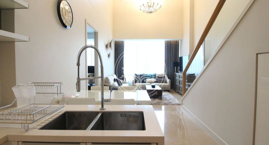 For rent 2 bedrooms condo in Pathum Wan, Bangkok