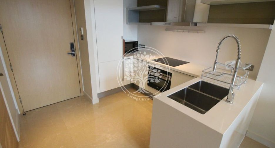 For rent 2 bedrooms condo in Pathum Wan, Bangkok