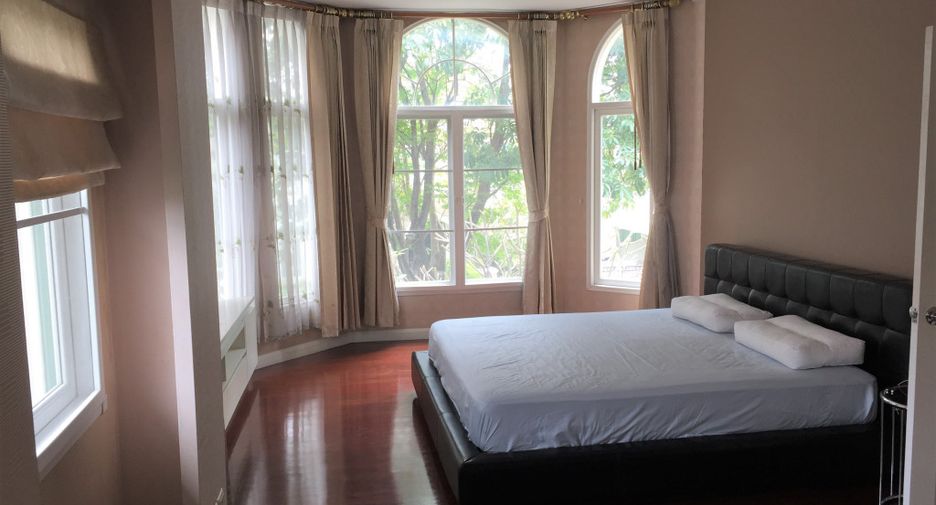 For sale そして for rent 3 Beds house in Lat Phrao, Bangkok