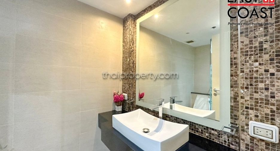 For sale 2 bedrooms condo in Bang Lamung, Chonburi