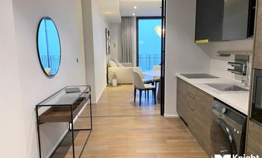 For rent 2 bedrooms condo in Pathum Wan, Bangkok