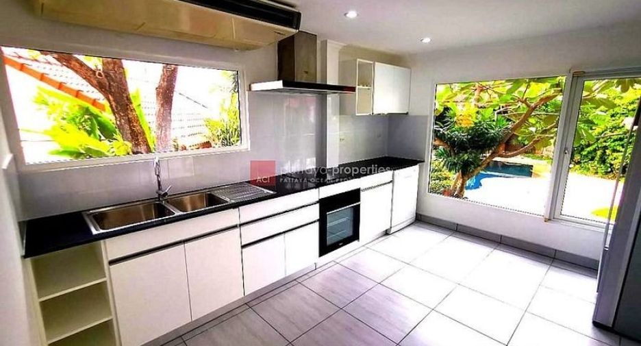 ขาย 5 ห้องนอน บ้านเดี่ยว ใน บางละมุง, ชลบุรี