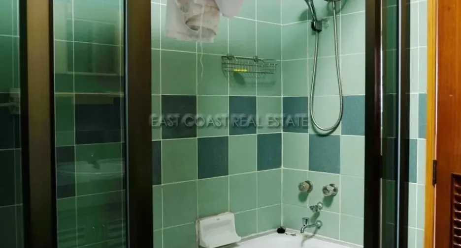 Продажа 2 спальни кондо в Na Jomtien, Паттайя