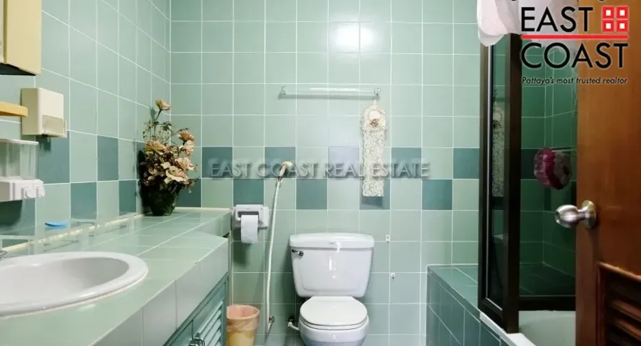 Продажа 2 спальни кондо в Na Jomtien, Паттайя