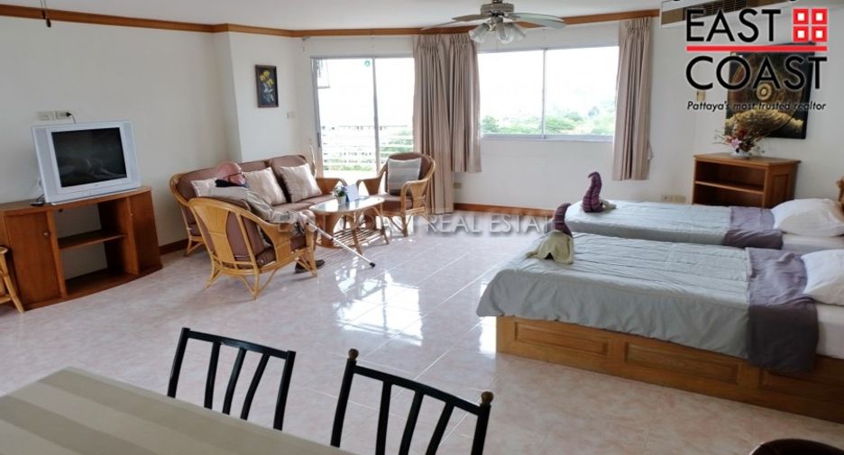 For sale 2 ベッドルーム condo in Sattahip, Chonburi