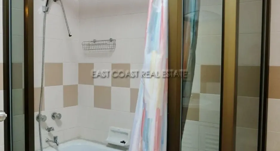 Продажа 2 спальни кондо в Na Jomtien, Паттайя