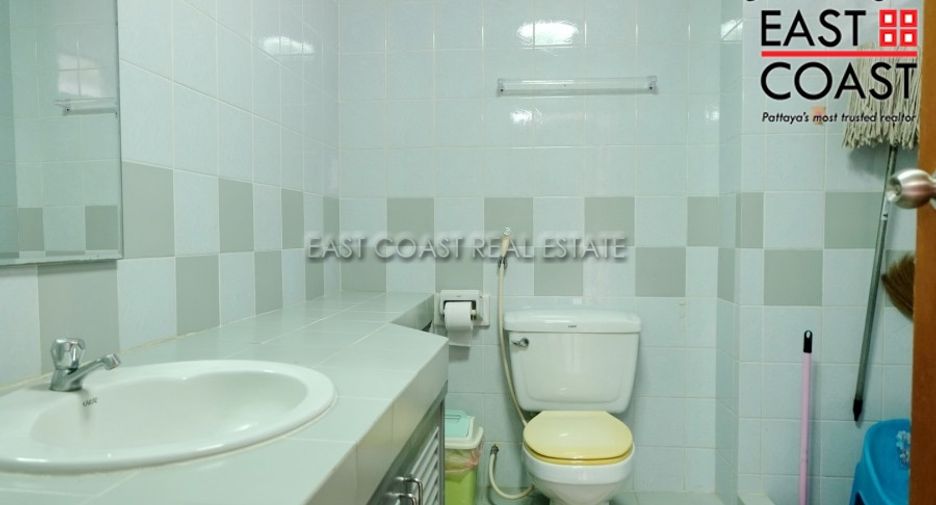 For sale 2 ベッドルーム condo in Sattahip, Chonburi