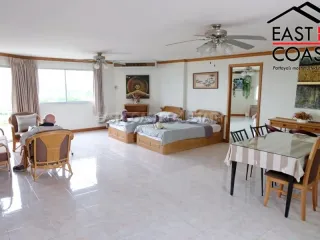 For sale 2 bedrooms condo in Na Jomtien, Pattaya