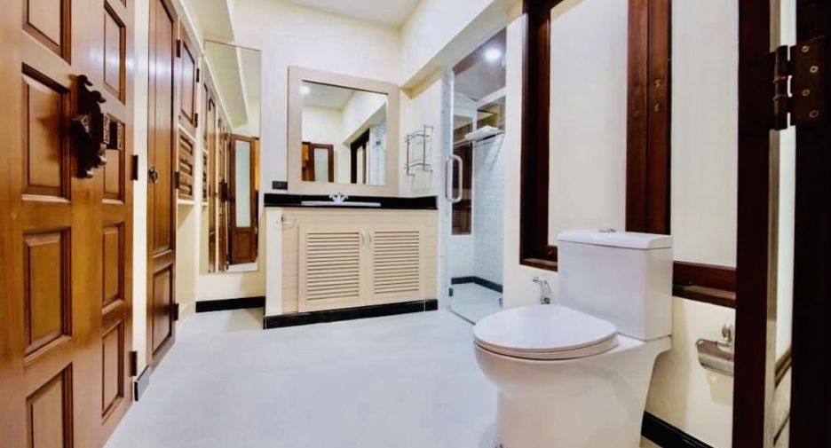 For rent 3 bedrooms house in Bang Lamung, Chonburi