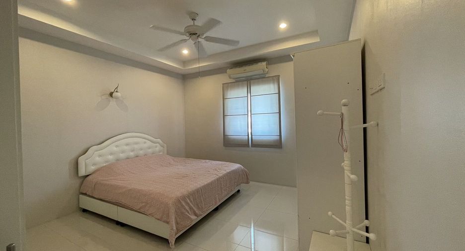 For rent 3 Beds villa in Cha Am, Phetchaburi