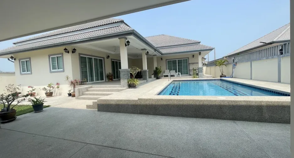 For rent 3 Beds villa in Cha Am, Phetchaburi