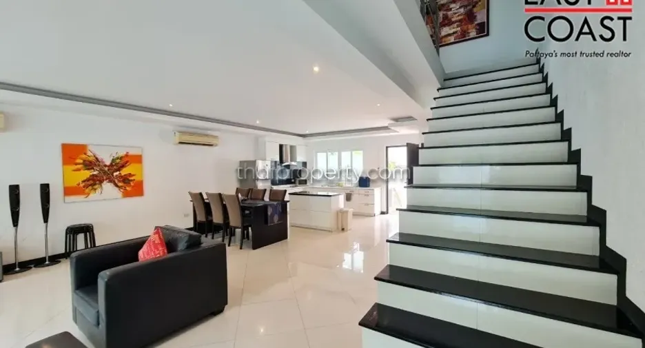 Haus zur Miete mit 4 Zimmer in Bang Lamung, Chonburi
