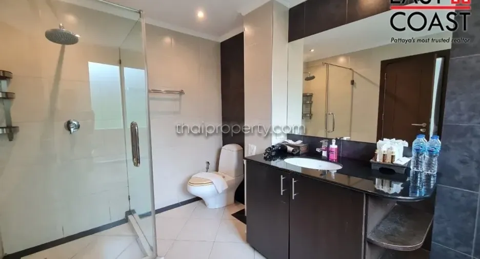 Haus zur Miete mit 4 Zimmer in Bang Lamung, Chonburi