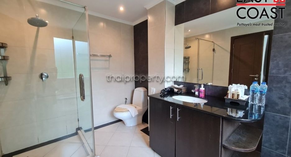 Haus zur Miete mit 4 Zimmer in Bang Lamung, Chonburi