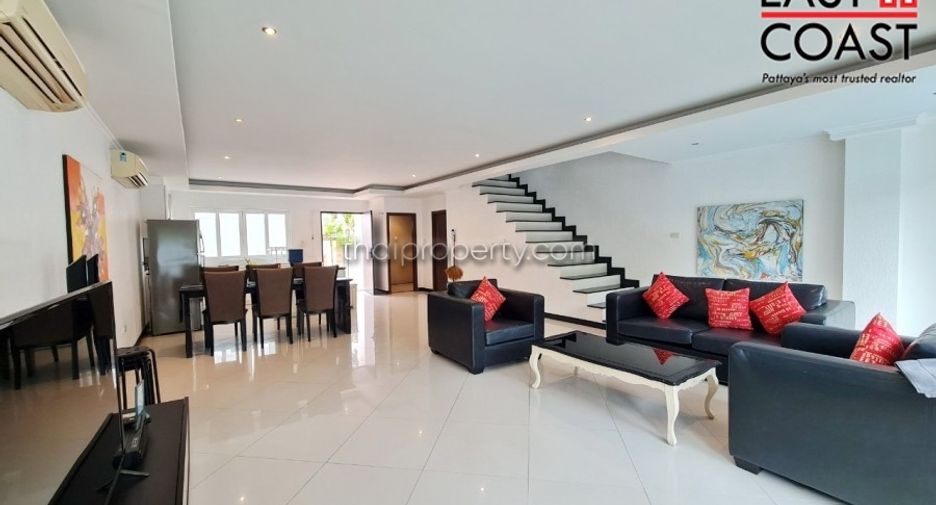 Haus zur Miete mit 4 Zimmer in Bang Lamung, Chonburi