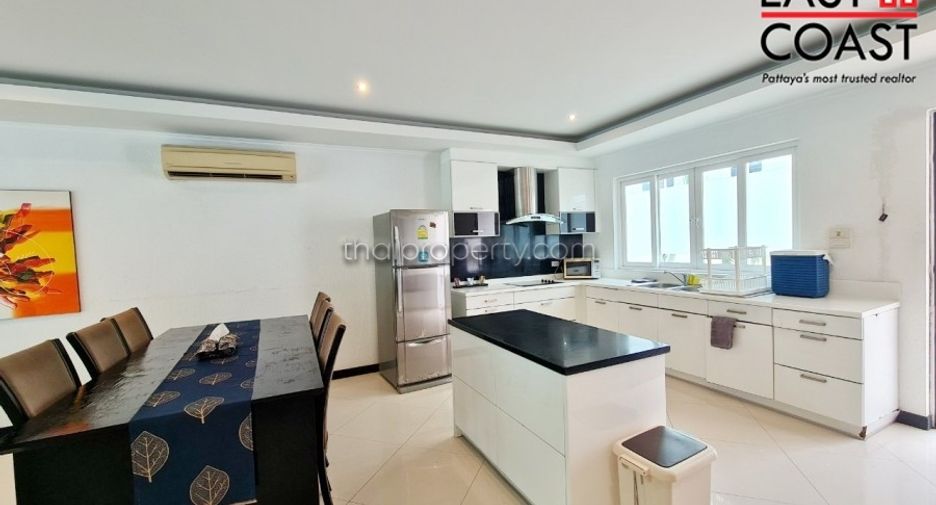 Haus zur Miete mit 4 Zimmer in Bang Lamung, Chonburi