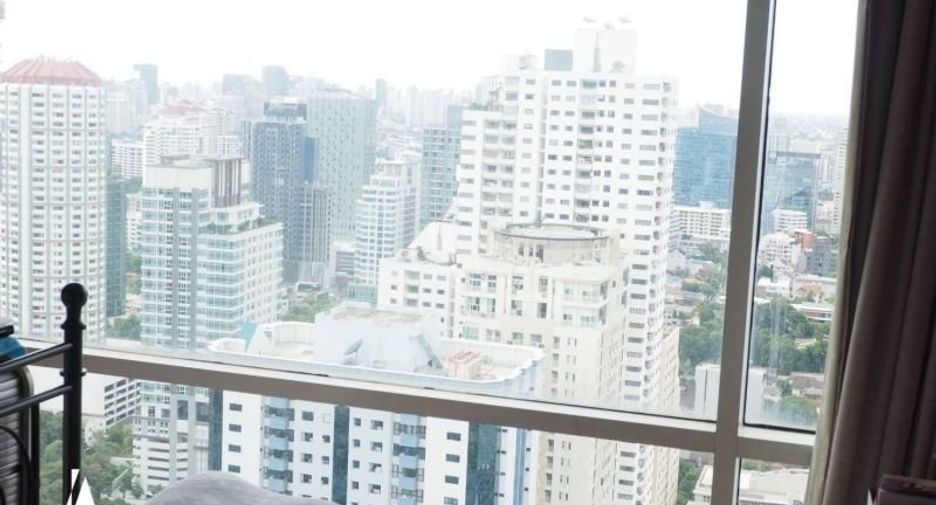 For sale 5 bedrooms condo in Khlong Toei, Bangkok