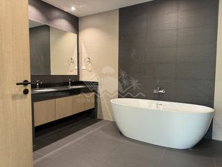 For rent 4 bed condo in Bang Lamung, Chonburi