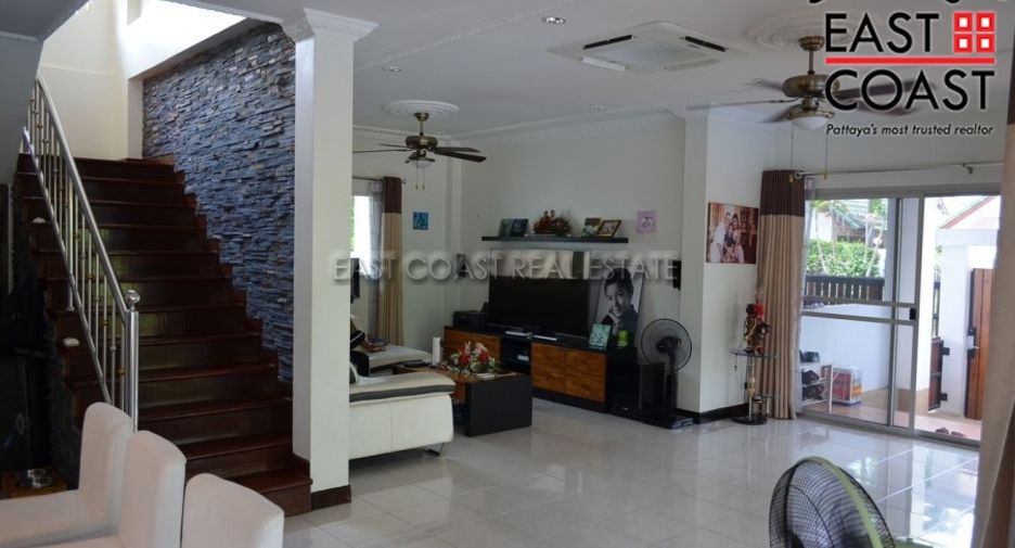 Haus zum Kauf mit 4 Zimmer in Bang Lamung, Chonburi