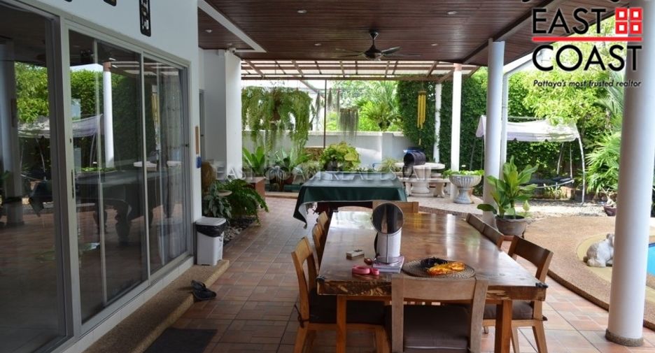 Haus zum Kauf mit 4 Zimmer in Bang Lamung, Chonburi