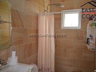 Haus zum Kauf mit 4 Zimmer in Bang Lamung, Chonburi
