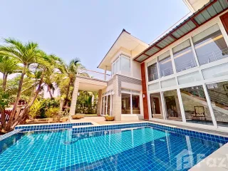For sale 4 bed house in Sattahip, Chonburi