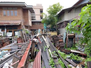 For sale 2 ベッドルーム house in Watthana, Bangkok
