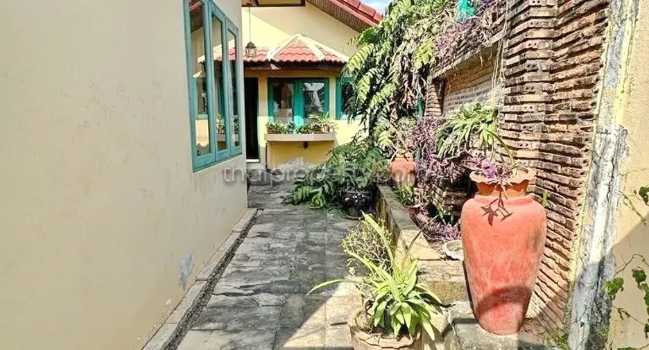 Haus zum Kauf mit 2 Zimmer in Bang Lamung, Chonburi