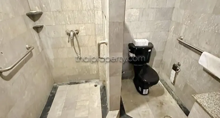 Haus zum Kauf mit 2 Zimmer in Bang Lamung, Chonburi