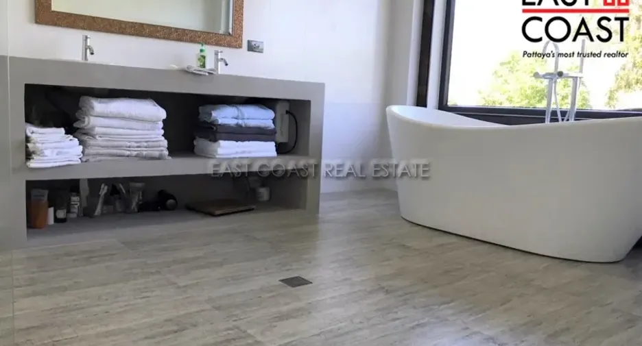 Haus zum Kauf mit 4 Zimmer in Huay Yai, Pattaya