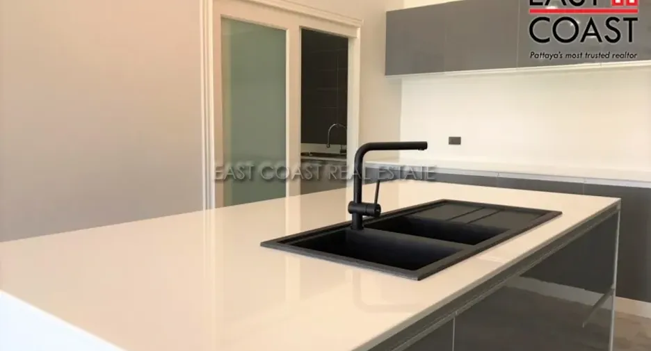 Haus zum Kauf mit 4 Zimmer in Huay Yai, Pattaya