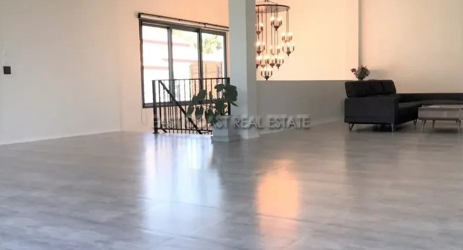 Haus zum Kauf mit 4 Zimmer in Huay Yai, Pattaya