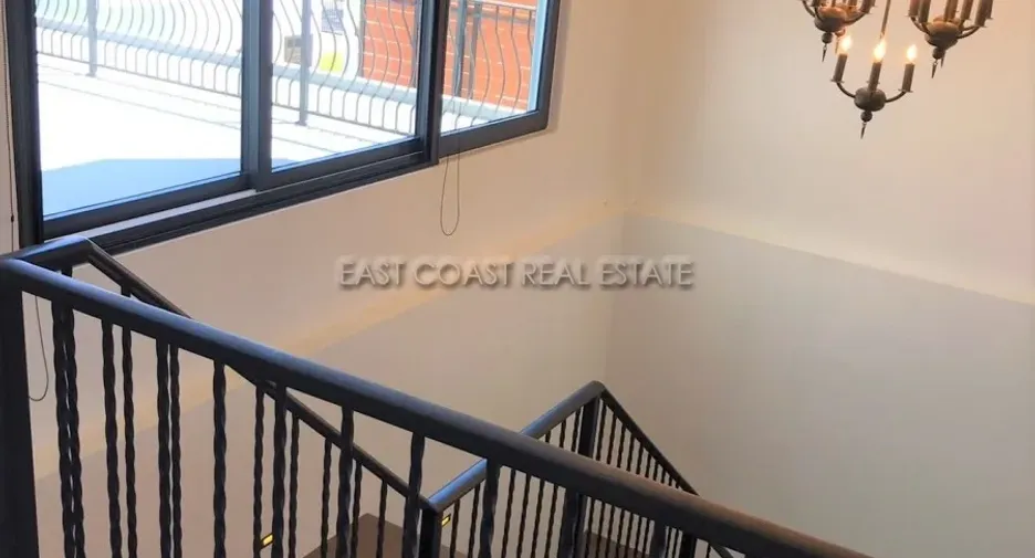 Haus zum Kauf mit 4 Zimmer in Huay Yai, Pattaya