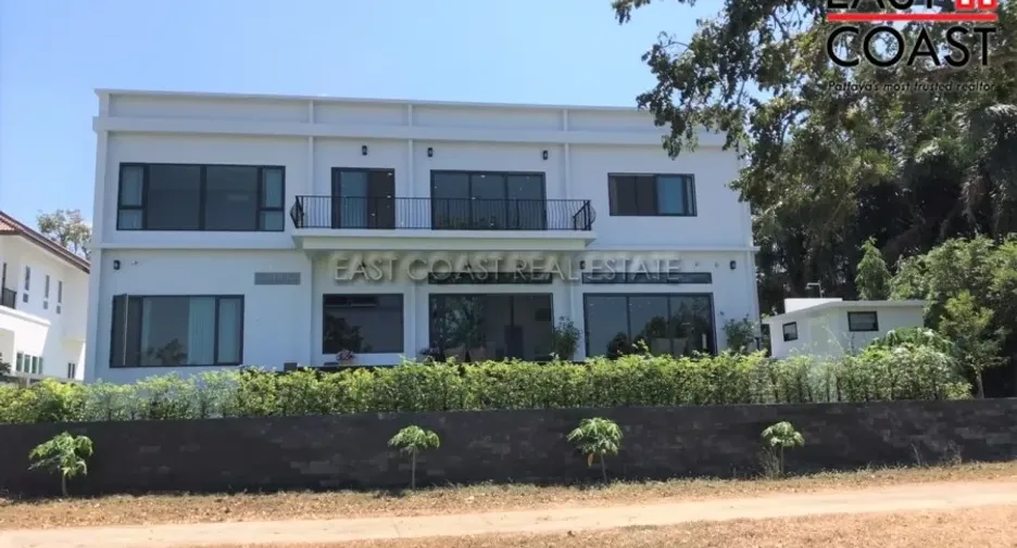 Haus zum Kauf mit 4 Zimmer in Huay Yai, Pattaya