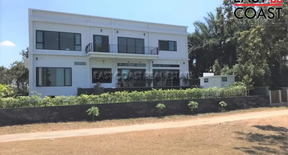 Haus zum Kauf mit 4 Zimmer in Huay Yai, Pattaya