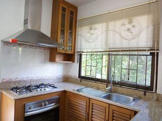 Haus zur Miete und zum Kauf mit 3 Zimmer in San Kamphaeng, Chiang Mai