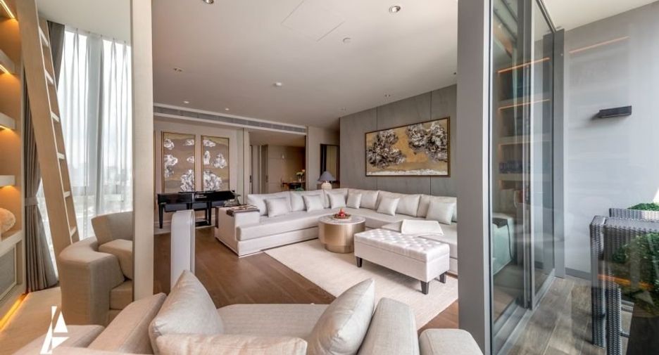 Condo en venta de 2 habitaciones en Khlong Toei, Bangkok