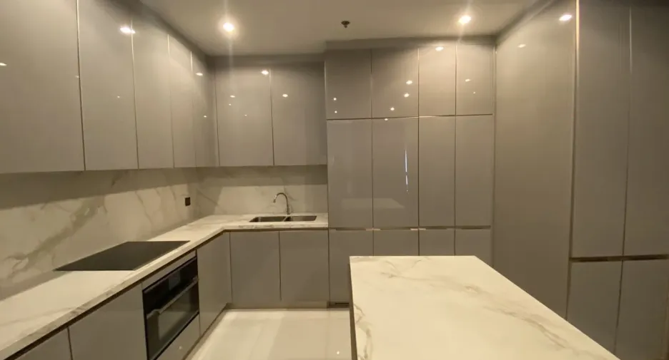 For sale 2 Beds condo in Watthana, Bangkok