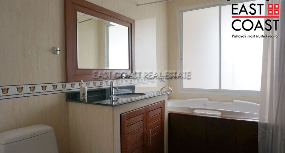 For sale 2 Beds condo in Bang Lamung, Chonburi