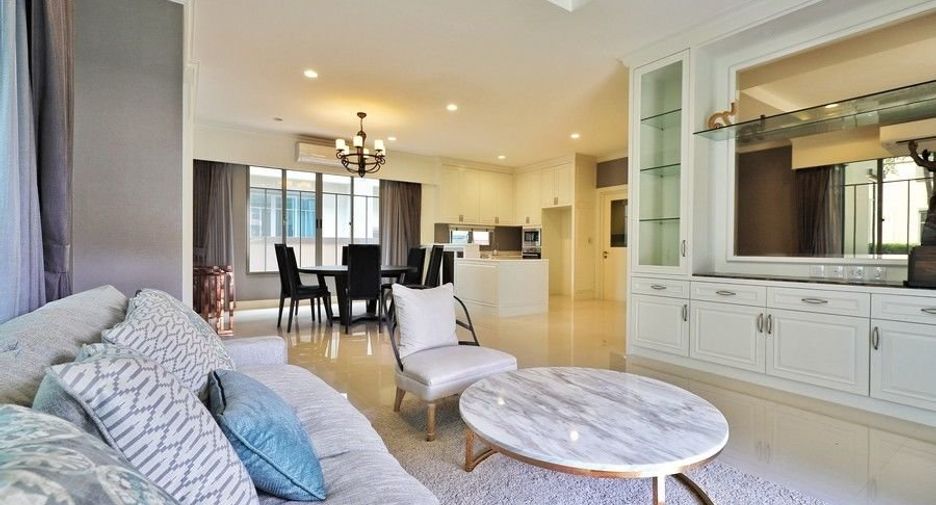 For sale 4 ベッドルーム house in Bang Khae, Bangkok