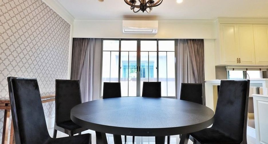 For sale 4 ベッドルーム house in Bang Khae, Bangkok