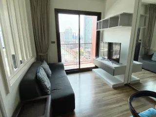 For sale スタジオ condo in Khlong Toei, Bangkok