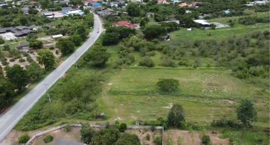 For sale land in Ban Hong, Lamphun